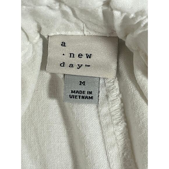 A New Day Cream Loose Fit Casual Slash Pocket High Rise Paperbag Shorts Size M - Picture 5 of 7